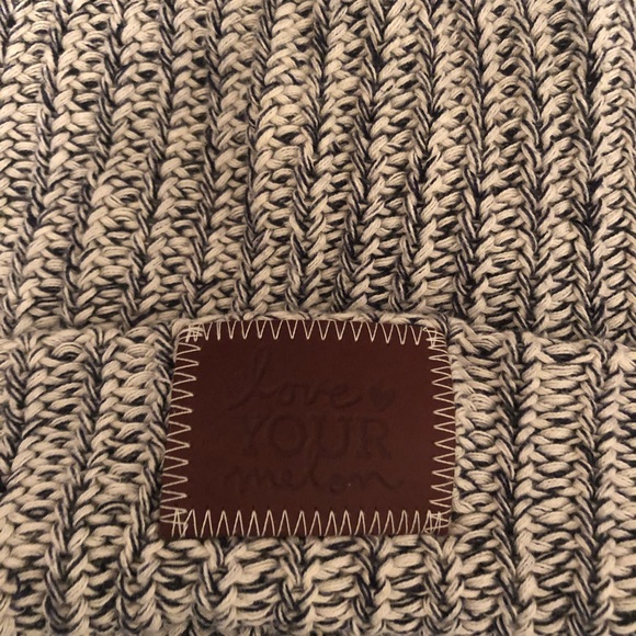 Love Your Melon beanie - Picture 3 of 3